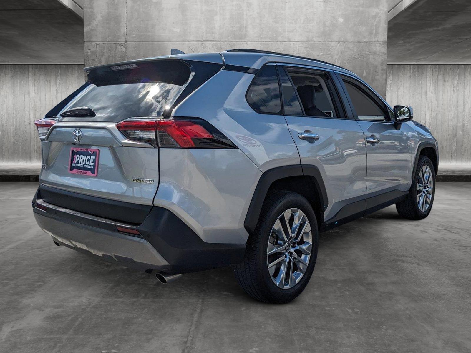 2019 Toyota RAV4 Vehicle Photo in Winter Park, FL 32792