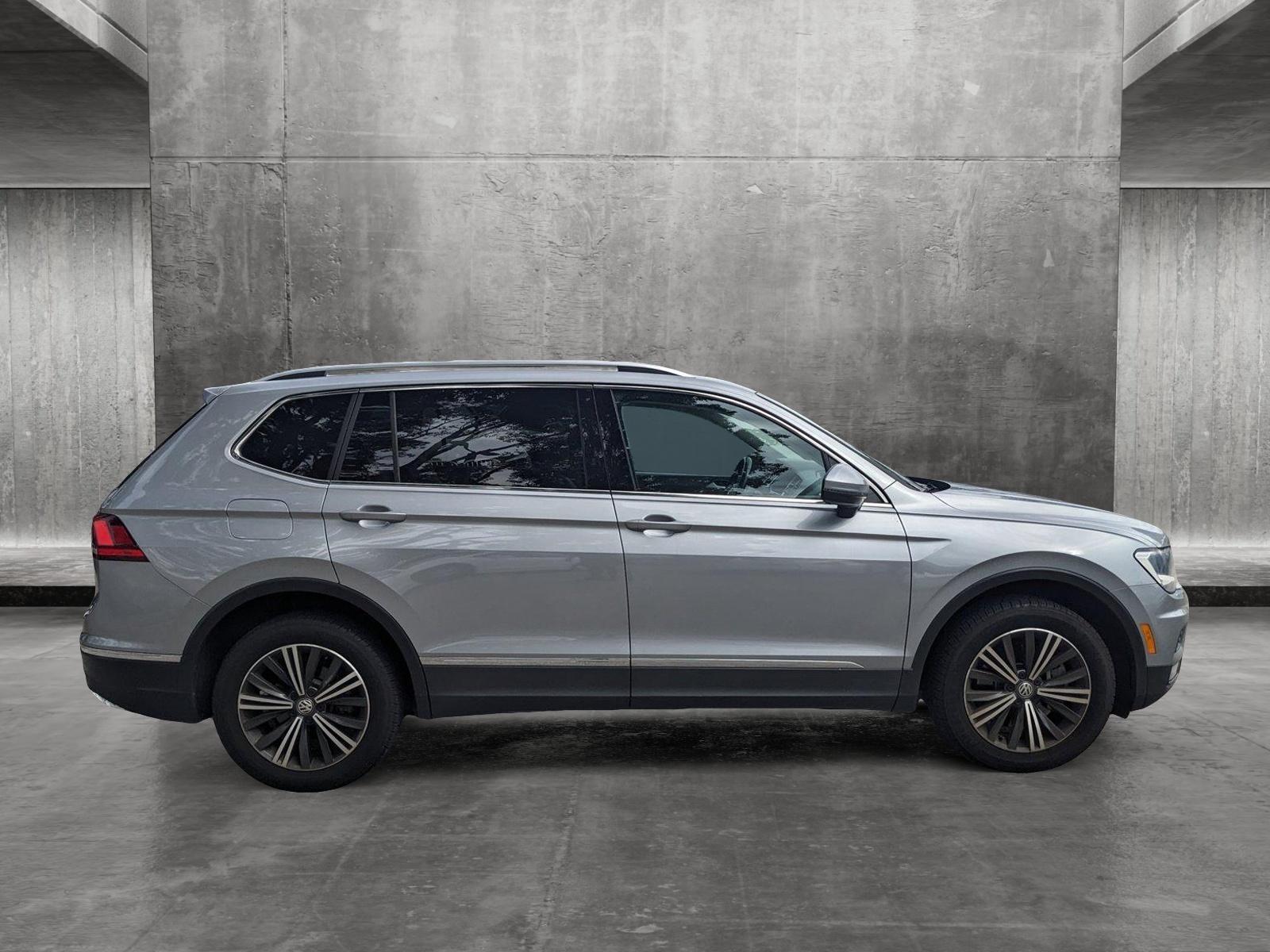 2019 Volkswagen Tiguan Vehicle Photo in GREENACRES, FL 33463-3207