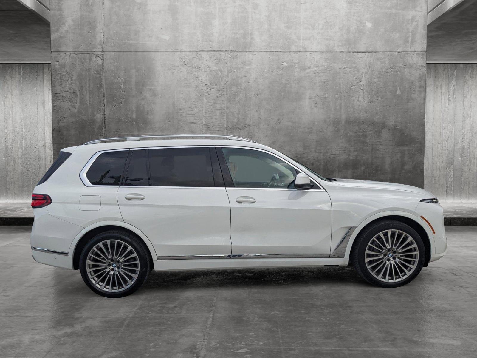 2023 BMW X7 Vehicle Photo in MIAMI, FL 33172-3015