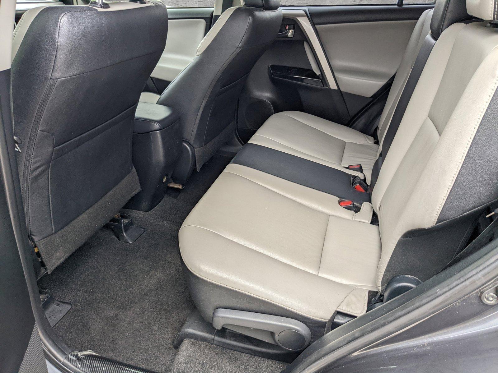 2018 Toyota RAV4 Vehicle Photo in Davie, FL 33331