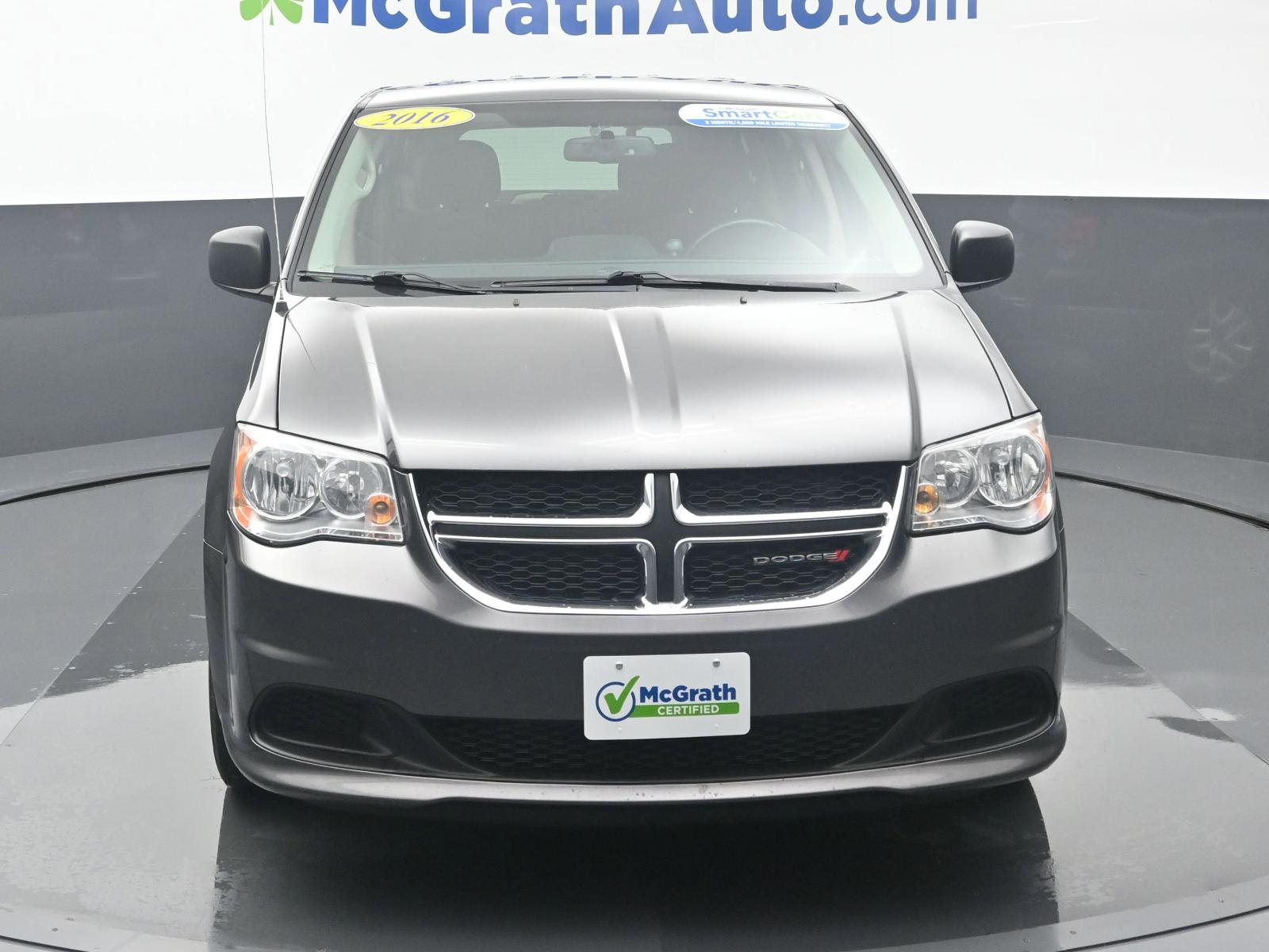 2016 Dodge Grand Caravan Vehicle Photo in Marion, IA 52302