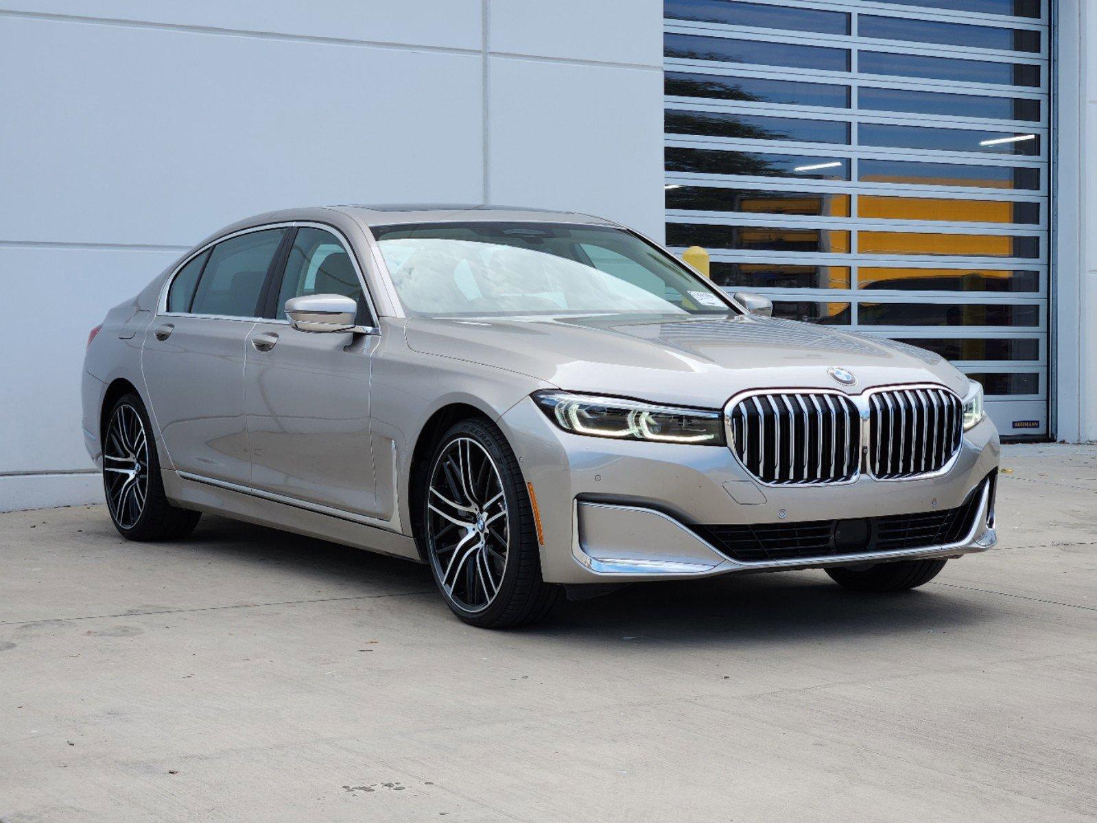 2022 BMW 740i Vehicle Photo in PLANO, TX 75024