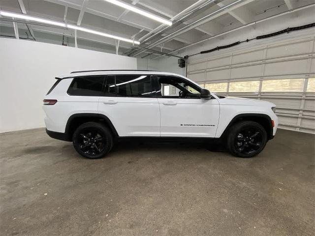 2023 Jeep Grand Cherokee L Vehicle Photo in PORTLAND, OR 97225-3518