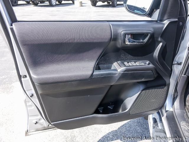 2021 Toyota Tacoma 4WD Vehicle Photo in OAK LAWN, IL 60453-2517