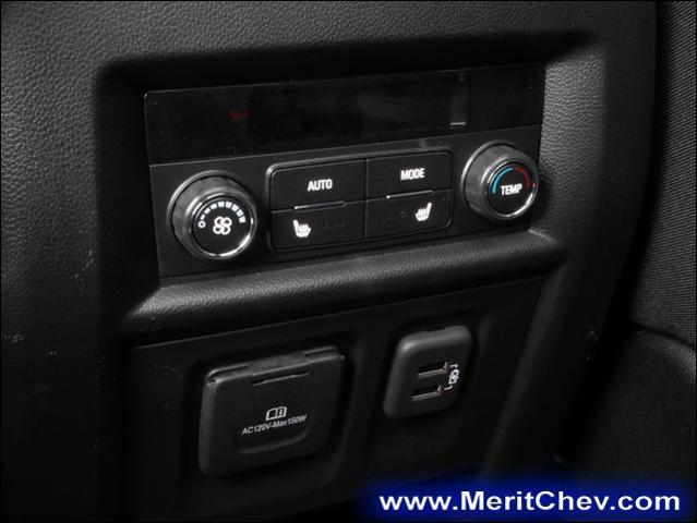 2023 Chevrolet Traverse Vehicle Photo in MAPLEWOOD, MN 55119-4794