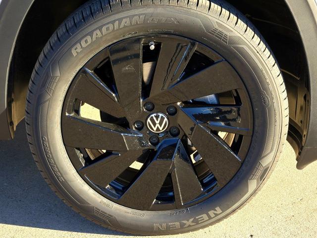 2025 Volkswagen Atlas Vehicle Photo in WEATHERFORD, TX 76087