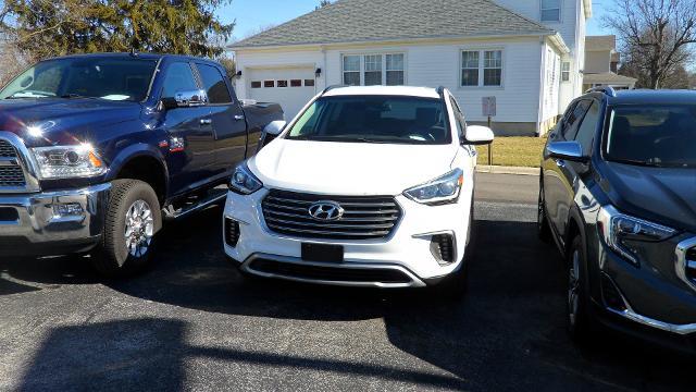 Used 2017 Hyundai Santa Fe SE with VIN KM8SMDHF3HU210606 for sale in Arcanum, OH