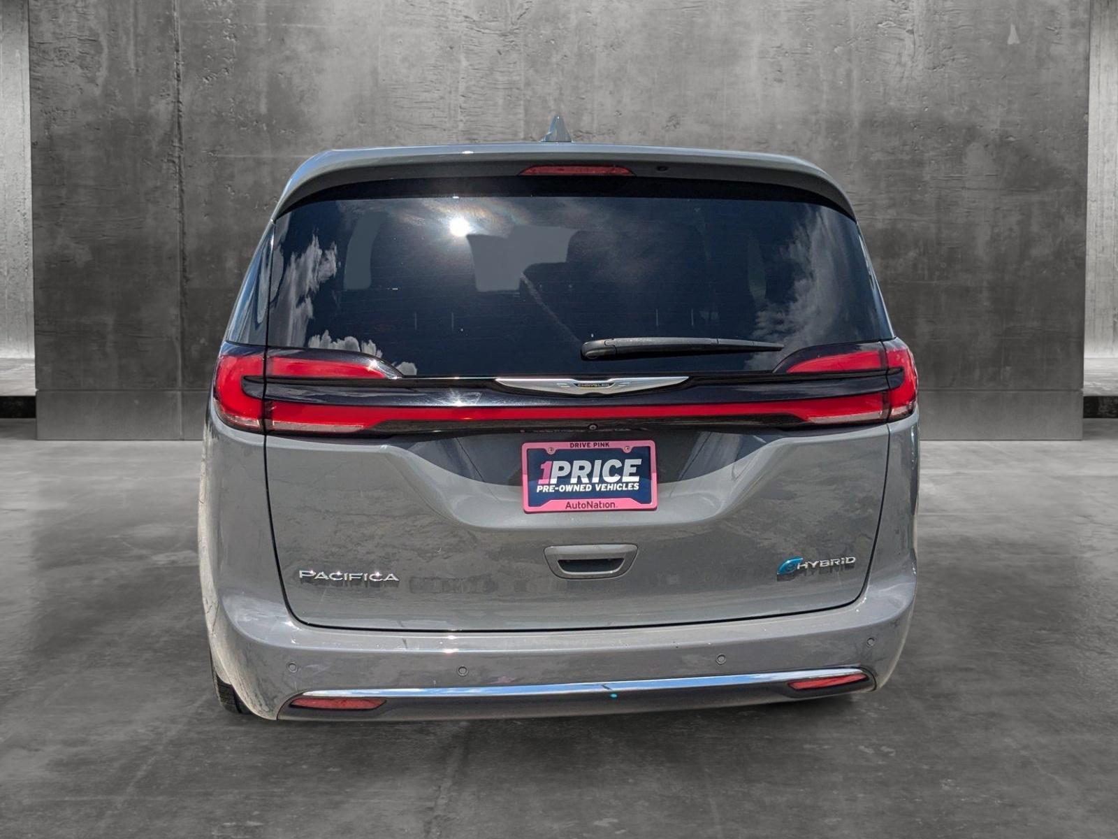 2022 Chrysler Pacifica Vehicle Photo in MIAMI, FL 33134-2699