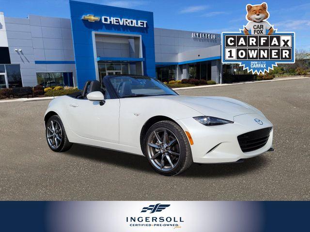 2022 Mazda MX-5 Miata Vehicle Photo in DANBURY, CT 06810-5034