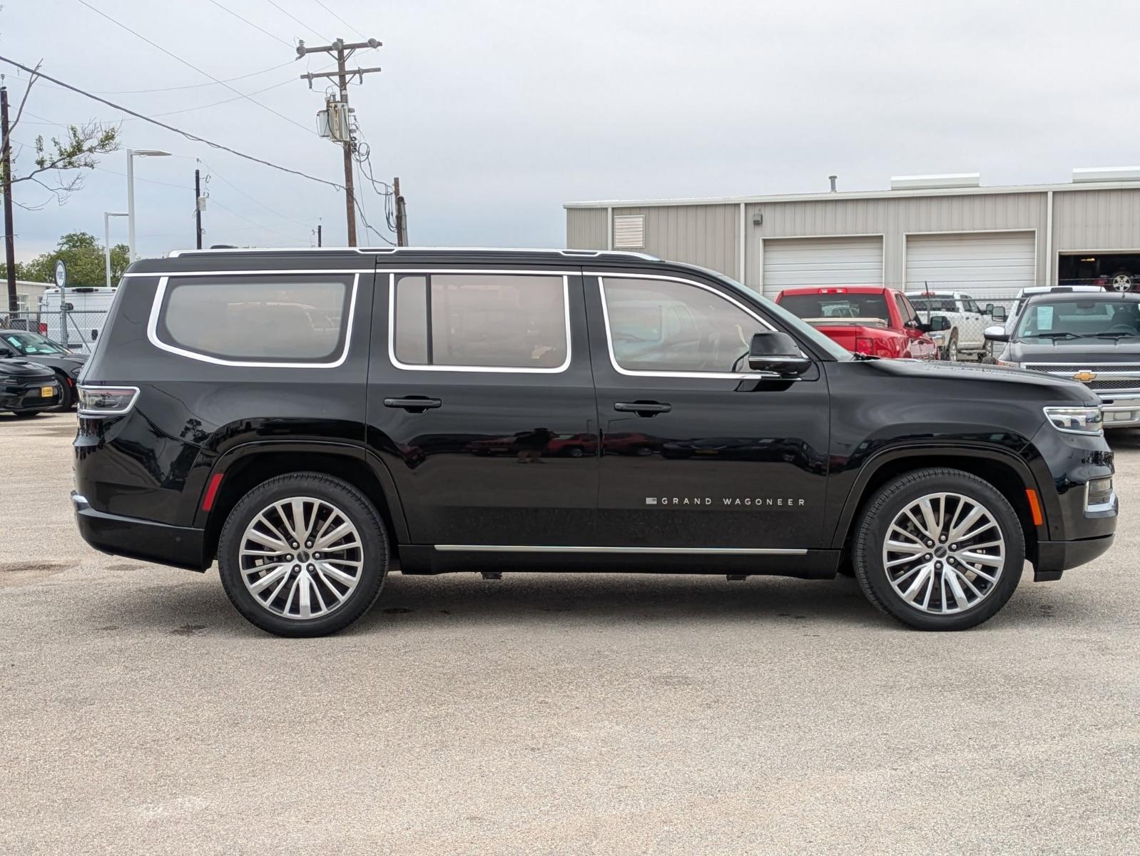 2023 Jeep Grand Wagoneer Vehicle Photo in Seguin, TX 78155