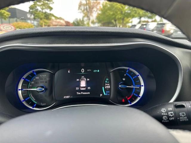 2020 Chrysler Pacifica Vehicle Photo in Canton, MI 48188