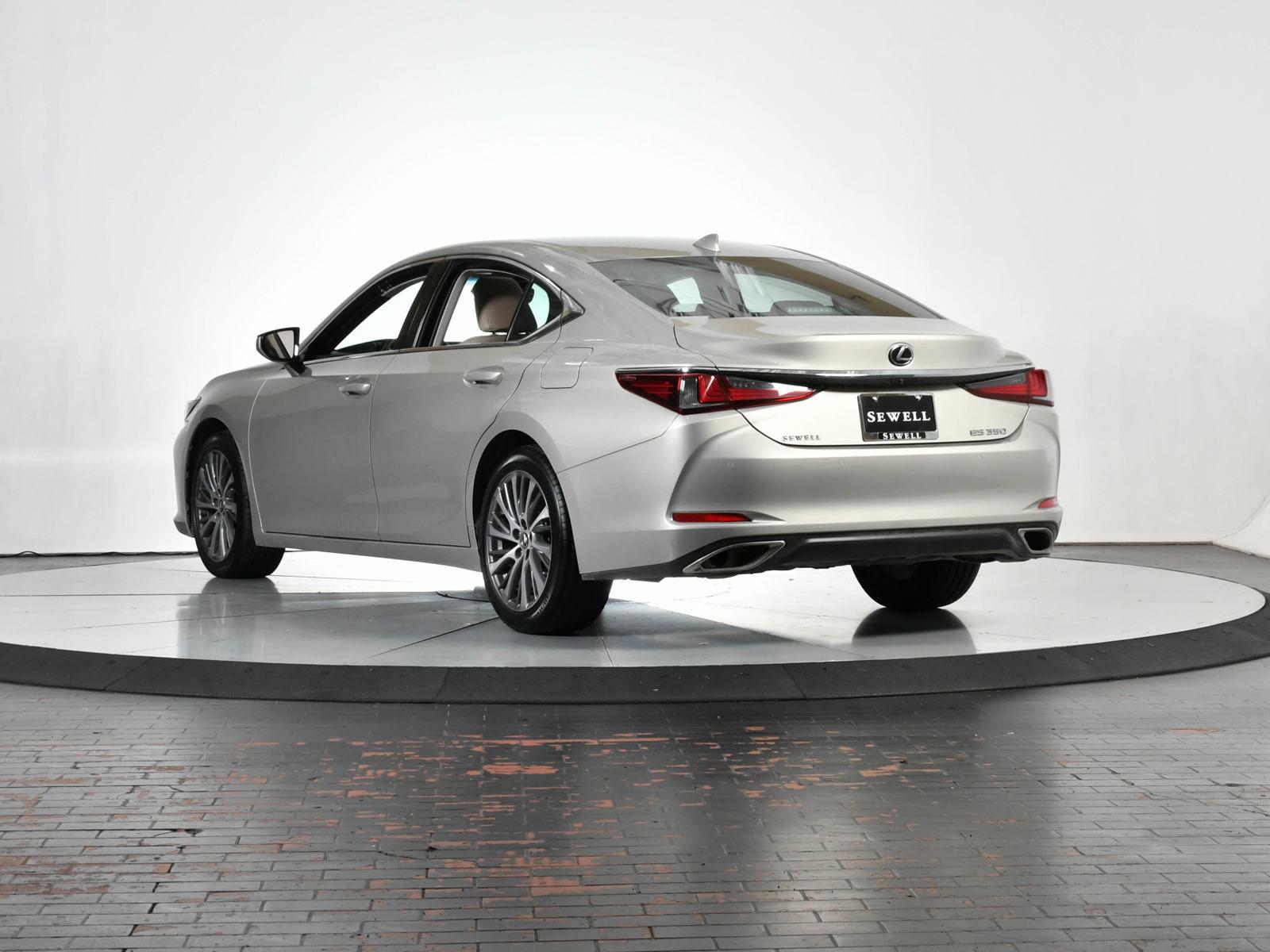 2019 Lexus ES 350 Vehicle Photo in DALLAS, TX 75235