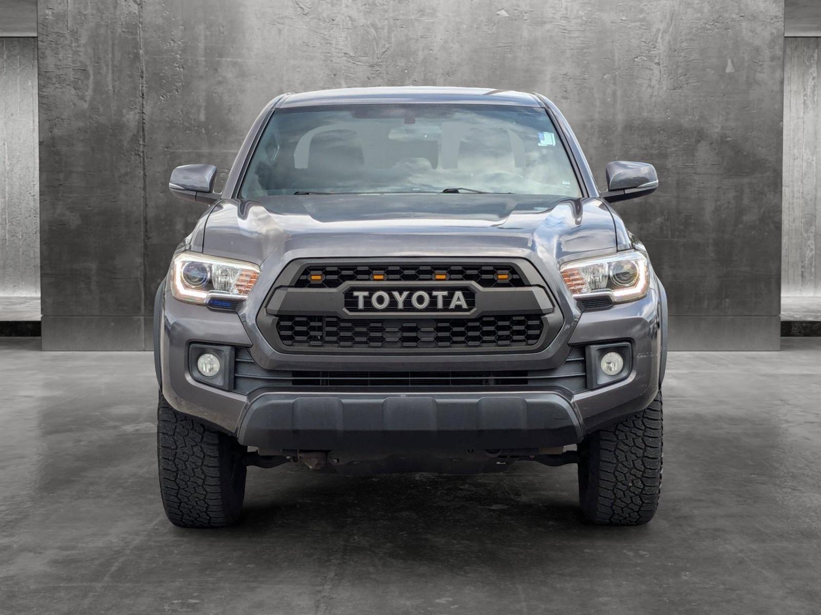 2017 Toyota Tacoma Vehicle Photo in St. Petersburg, FL 33713