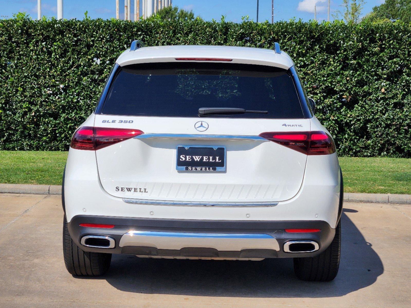 2024 Mercedes-Benz GLE Vehicle Photo in HOUSTON, TX 77079