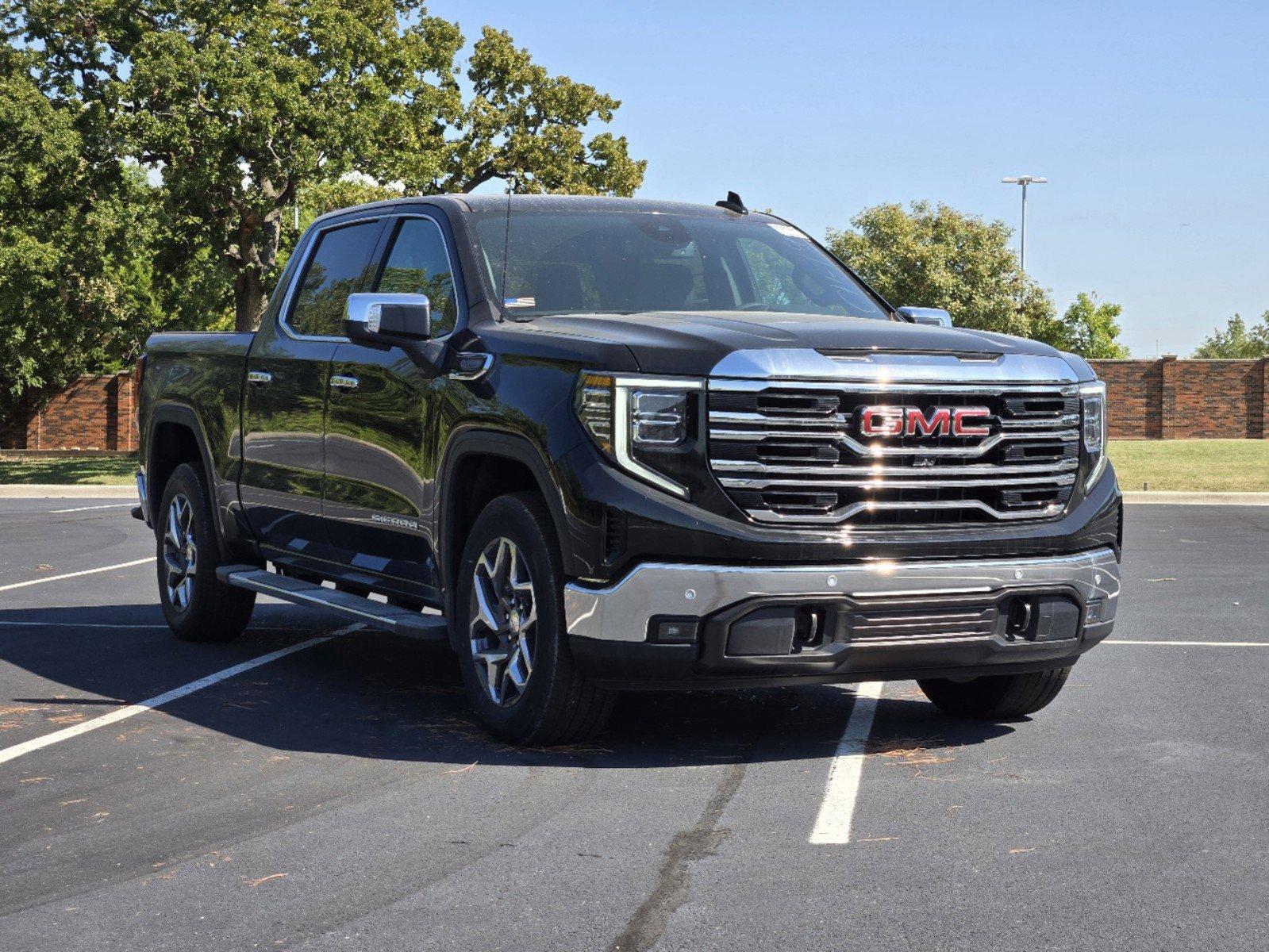 2024 GMC Sierra 1500 Vehicle Photo in DALLAS, TX 75209-3016