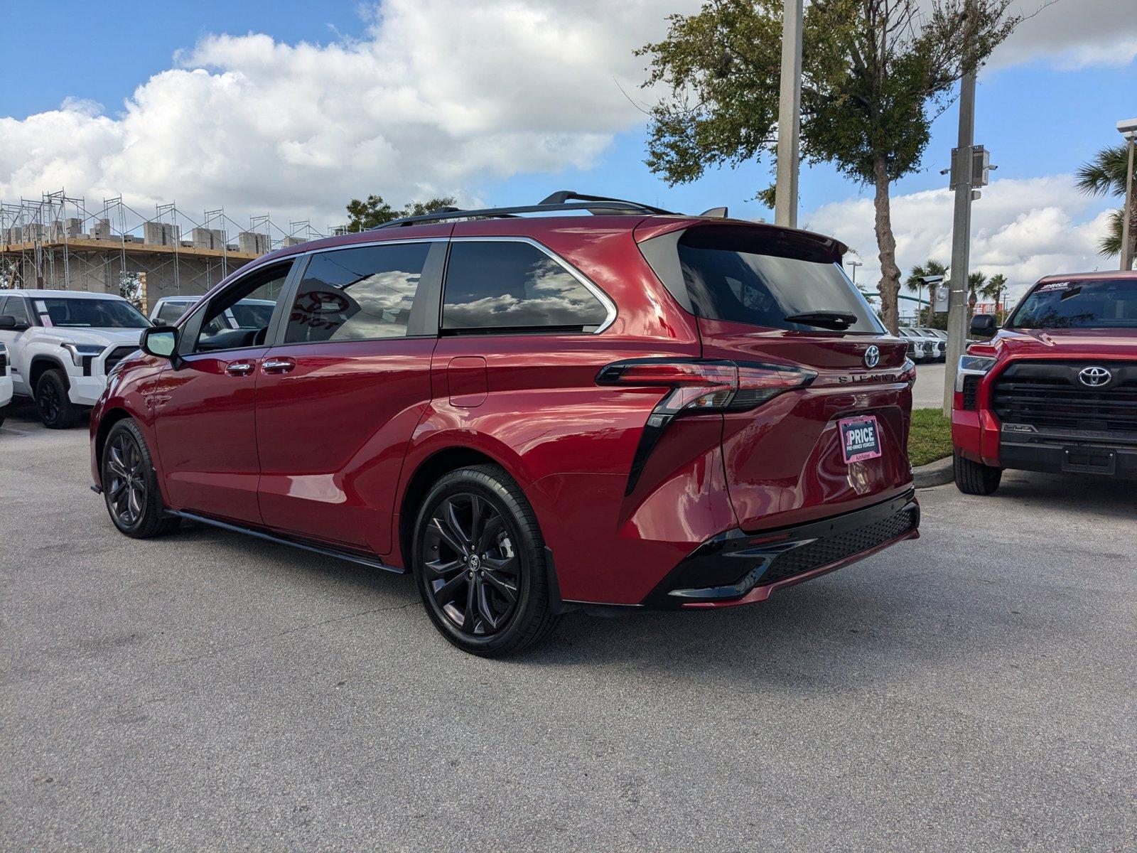 2022 Toyota Sienna Vehicle Photo in Winter Park, FL 32792