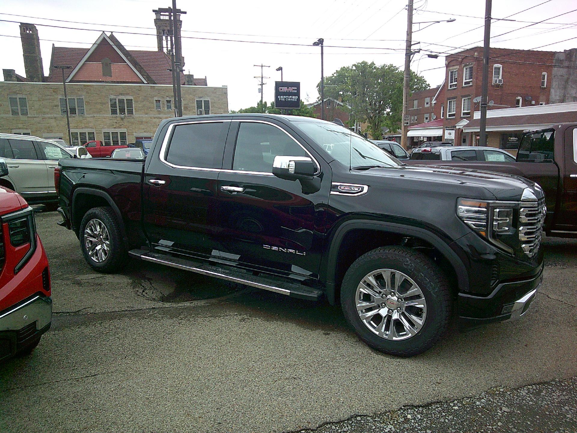 2024 GMC Sierra 1500 Vehicle Photo in KITTANNING, PA 16201-1536