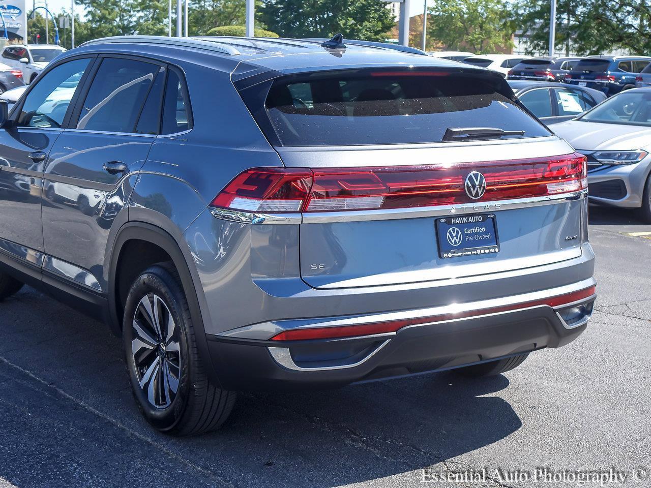 2024 Volkswagen Atlas Cross Sport Vehicle Photo in Saint Charles, IL 60174