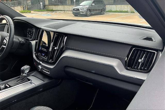 2021 Volvo XC60 Vehicle Photo in Houston, TX 77007