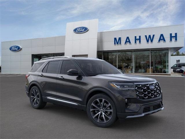 2025 Ford Explorer Vehicle Photo in Mahwah, NJ 07430-1343