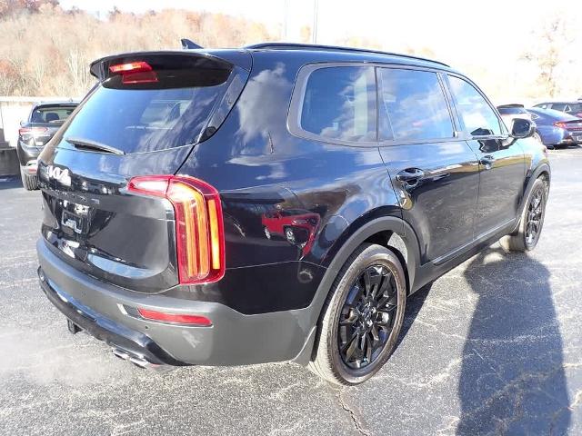 2022 Kia Telluride Vehicle Photo in ZELIENOPLE, PA 16063-2910