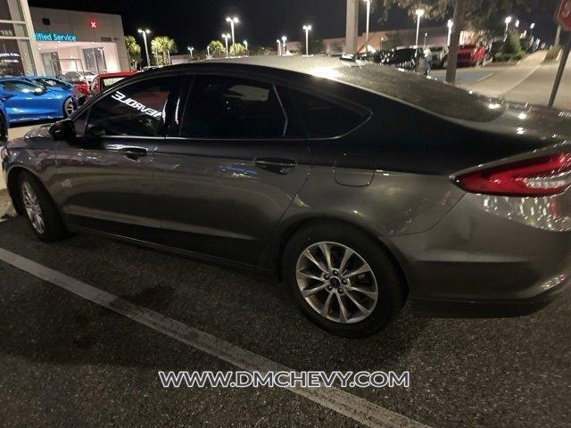 Used 2017 Ford Fusion SE with VIN 3FA6P0HD9HR256524 for sale in Clermont, FL