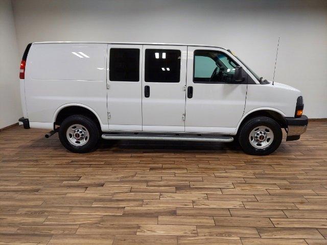 2022 GMC Savana Cargo 2500 Vehicle Photo in SAUK CITY, WI 53583-1301