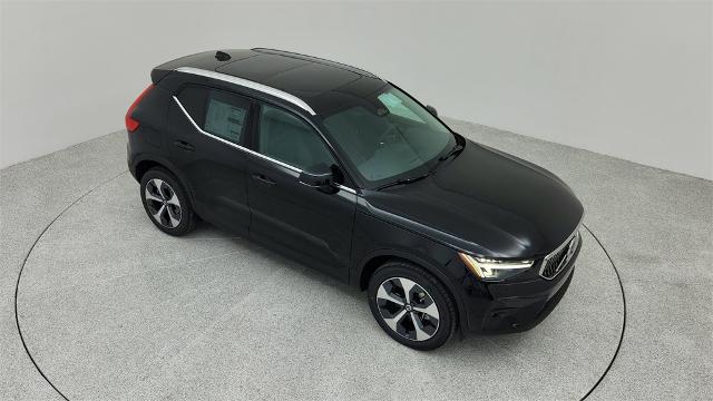 2024 Volvo XC40 Vehicle Photo in Grapevine, TX 76051