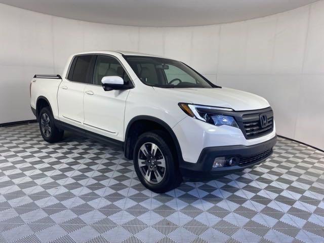 Used 2019 Honda Ridgeline RTL-T with VIN 5FPYK3F64KB017406 for sale in Medina, OH