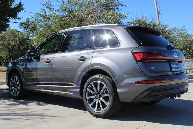 2024 Audi Q7 Vehicle Photo in HOUSTON, TX 77090