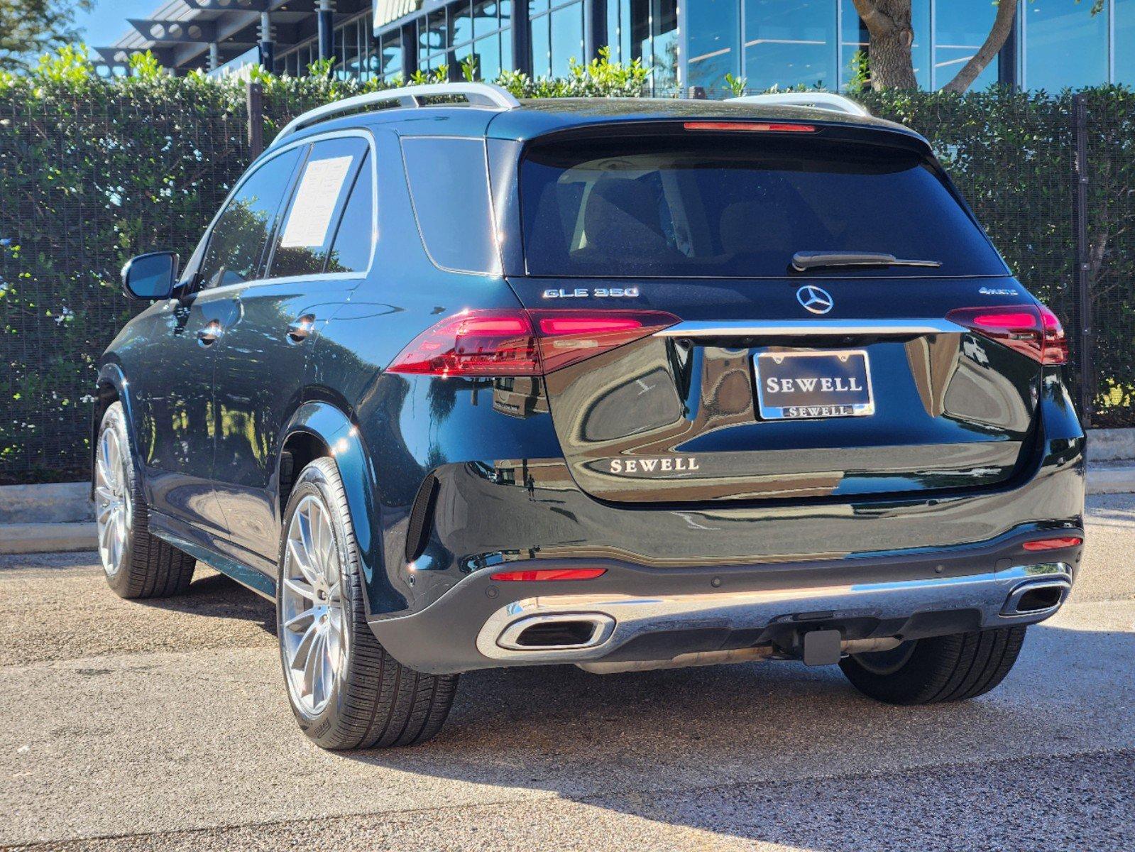 2024 Mercedes-Benz GLE Vehicle Photo in HOUSTON, TX 77079