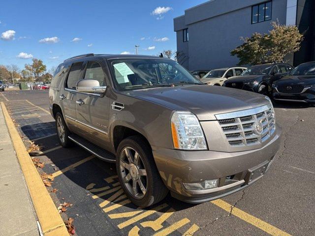 2012 Cadillac Escalade Vehicle Photo in TREVOSE, PA 19053-4984