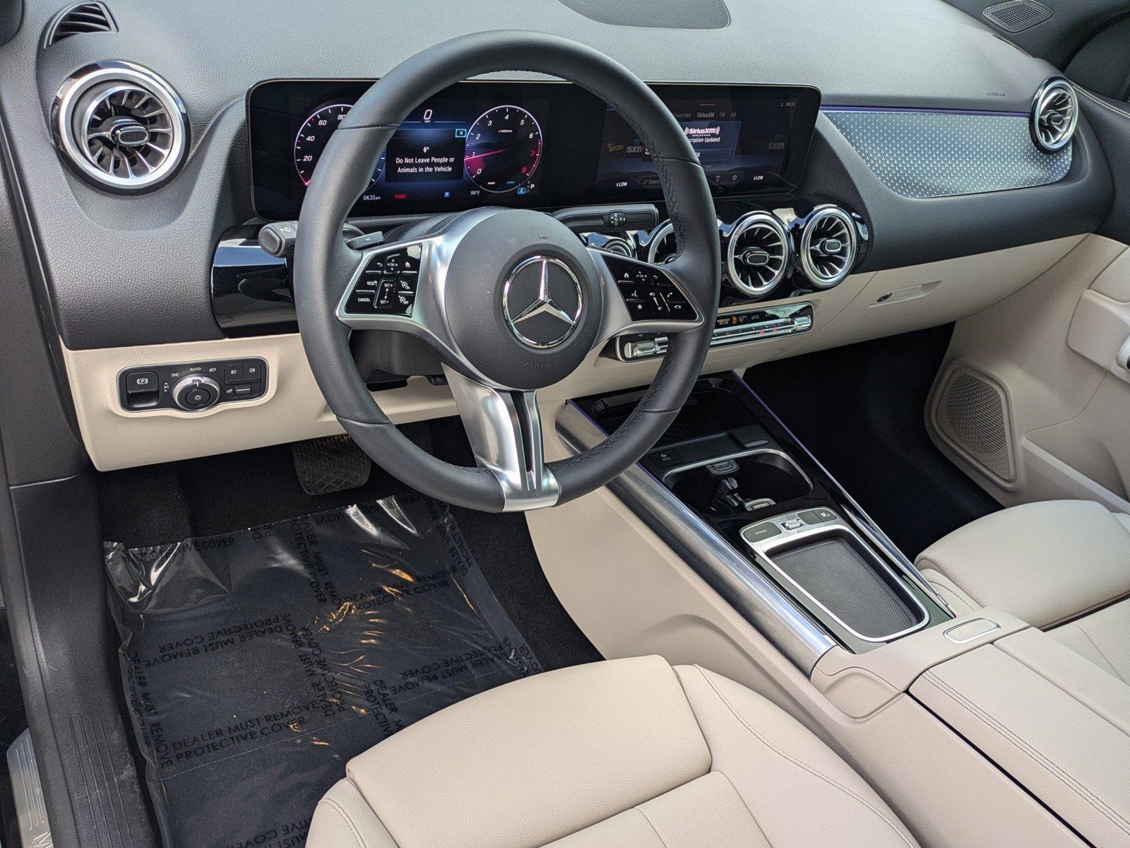 2025 Mercedes-Benz GLA Vehicle Photo in Sarasota, FL 34231