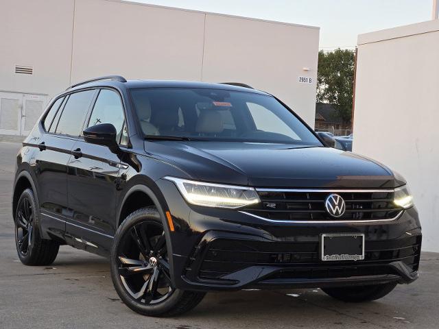 2024 Volkswagen Tiguan Vehicle Photo in WEATHERFORD, TX 76087