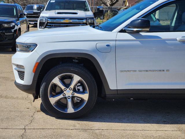 2023 Jeep Grand Cherokee 4xe Vehicle Photo in Ennis, TX 75119-5114