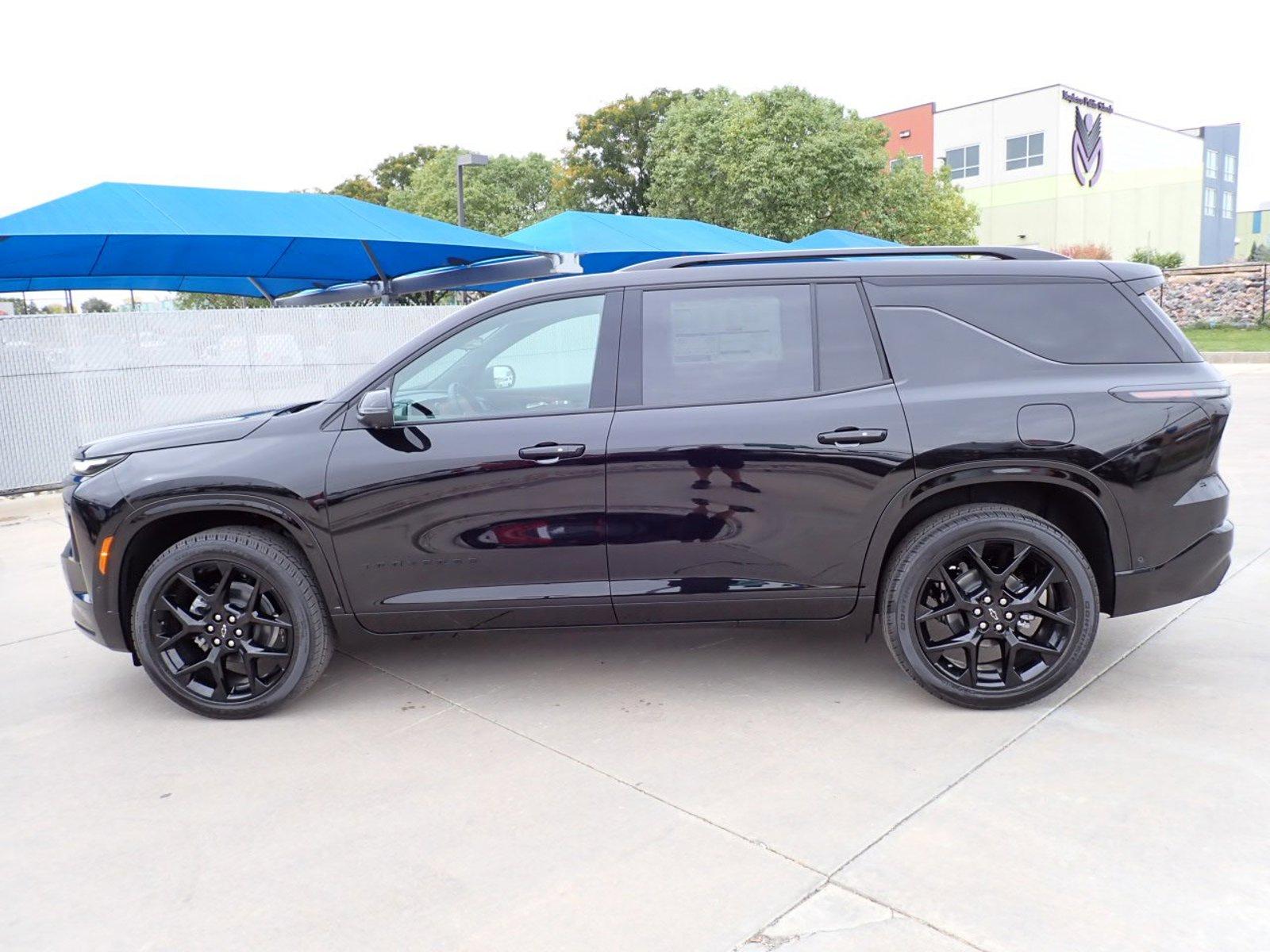 2024 Chevrolet Traverse Vehicle Photo in PEORIA, AZ 85382-3715