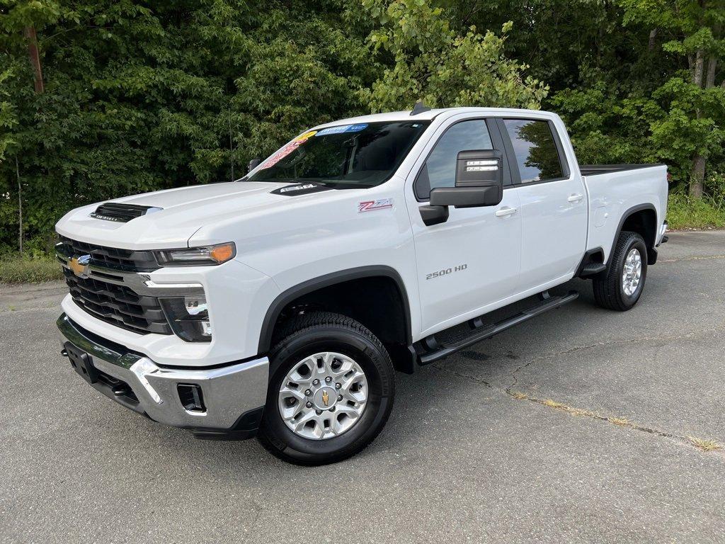 2024 Chevrolet Silverado 2500 HD Vehicle Photo in MONROE, NC 28110-8431