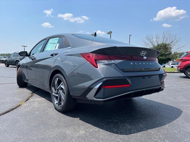 2024 Hyundai ELANTRA Vehicle Photo in O'Fallon, IL 62269