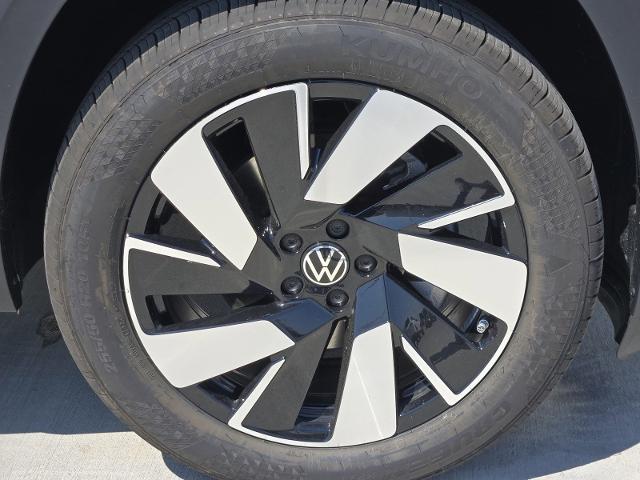 2024 Volkswagen Atlas Cross Sport Vehicle Photo in Weatherford, TX 76087