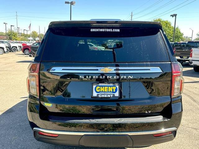 2021 Chevrolet Suburban Vehicle Photo in GREELEY, CO 80634-4125