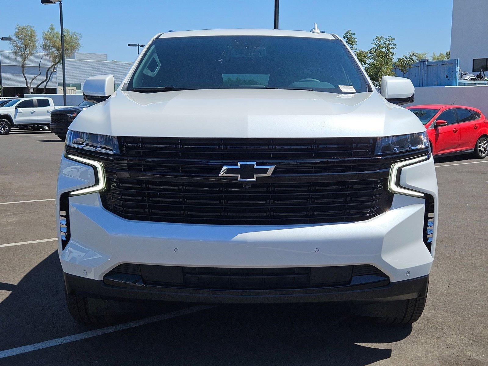 2024 Chevrolet Suburban Vehicle Photo in PEORIA, AZ 85382-3715