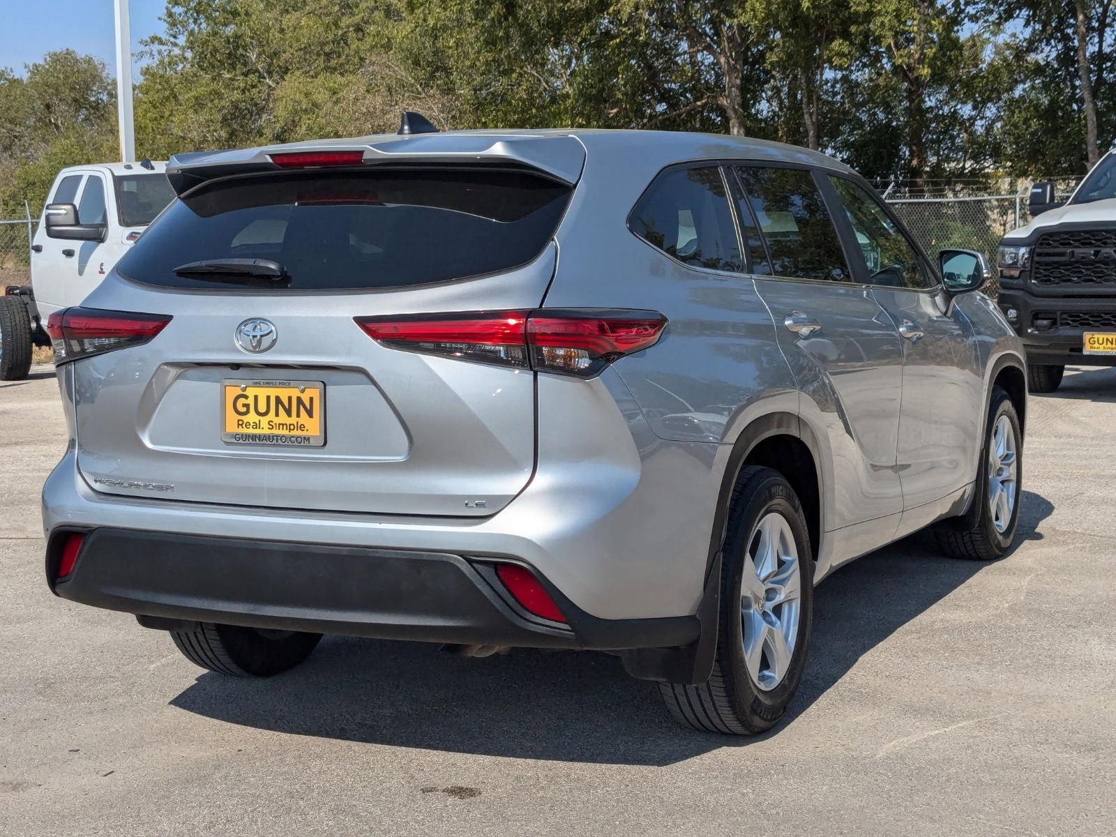 2023 Toyota Highlander Vehicle Photo in Seguin, TX 78155