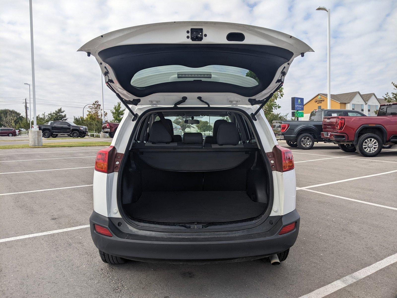 2013 Toyota RAV4 Vehicle Photo in Austin, TX 78728