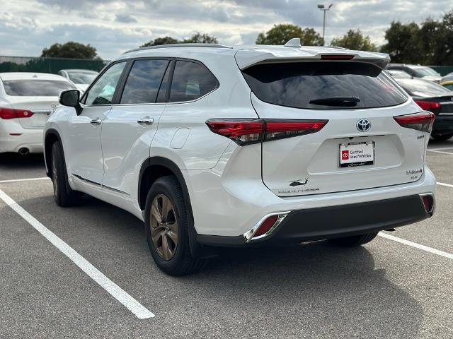 2023 Toyota Highlander Vehicle Photo in San Antonio, TX 78230