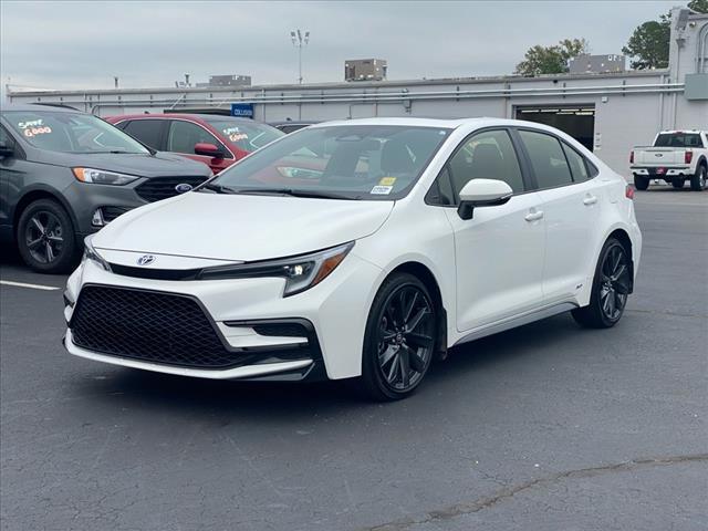 Used 2023 Toyota Corolla SE with VIN JTDBDMHE3P3001513 for sale in Hixson, TN