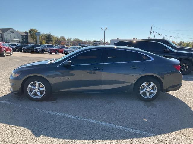 2017 Chevrolet Malibu Vehicle Photo in PONCA CITY, OK 74601-1036