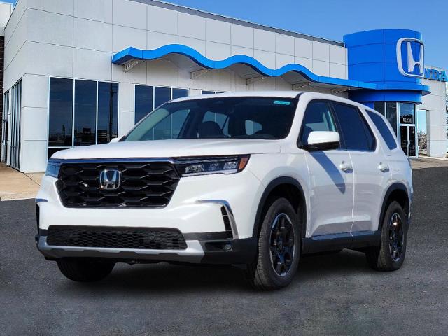 2025 Honda Pilot Vehicle Photo in LAWTON, OK 73505