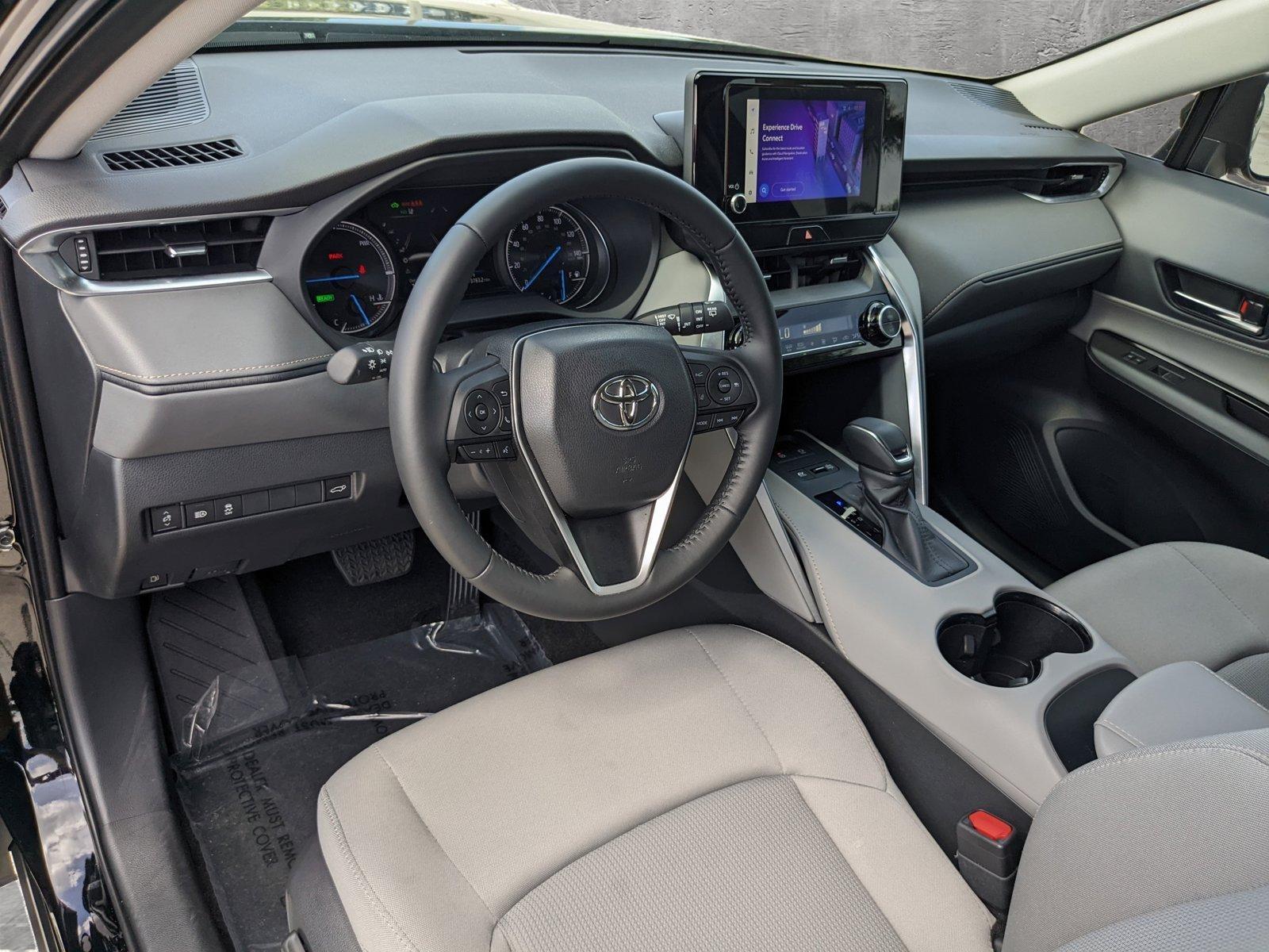 2024 Toyota Venza Vehicle Photo in Davie, FL 33331