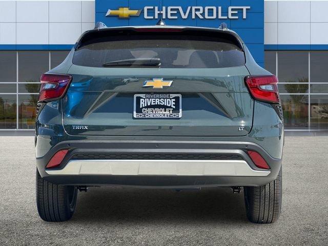 2025 Chevrolet Trax Vehicle Photo in RIVERSIDE, CA 92504-4106