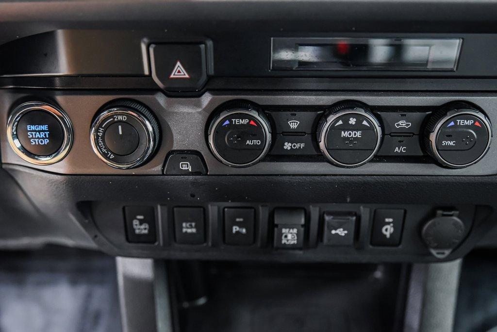 2021 Toyota Tacoma 4WD Vehicle Photo in AKRON, OH 44320-4088